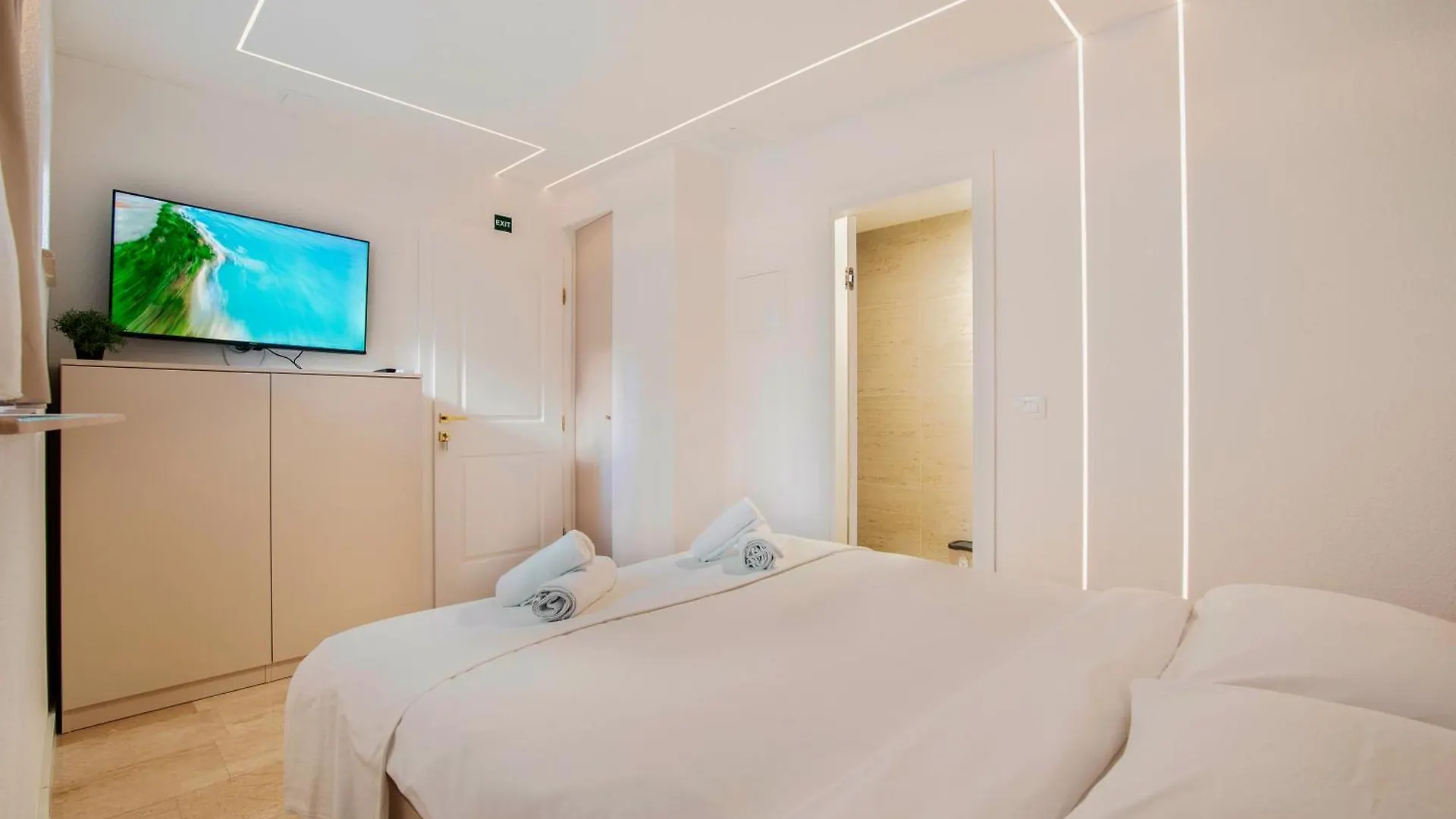 Style Rooms Split