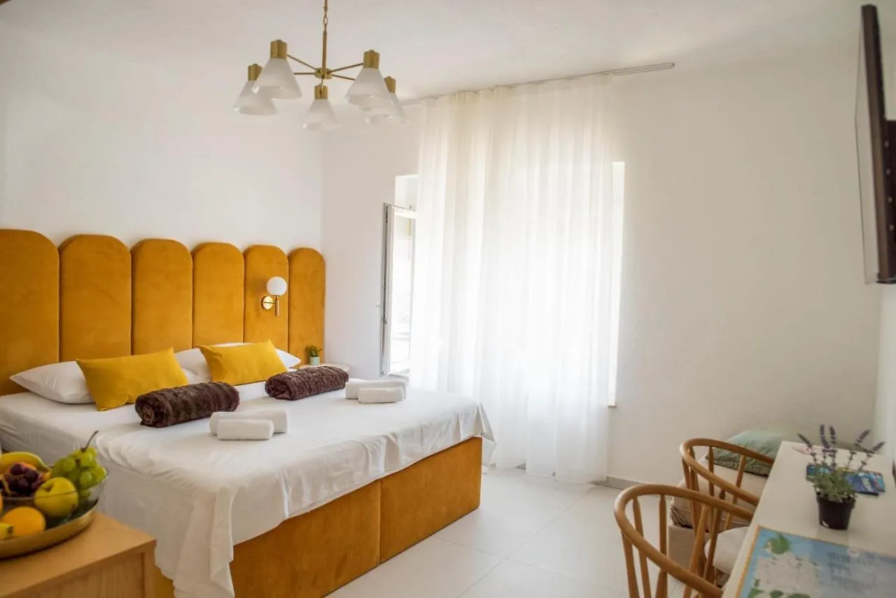 Style Rooms Split 0*,  Croatia