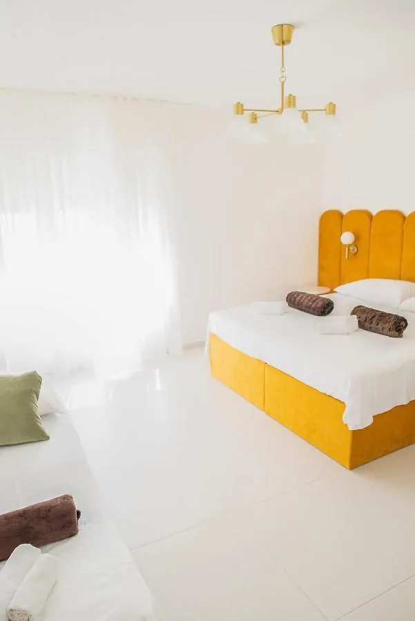 Style Rooms Split