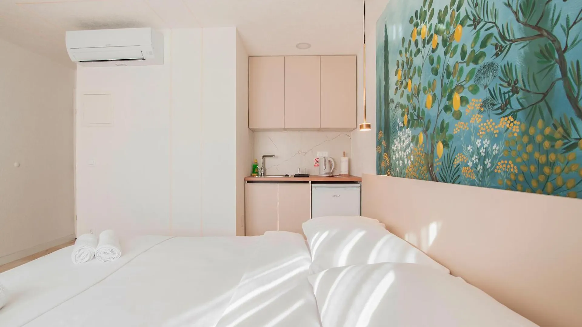 Style Rooms Split